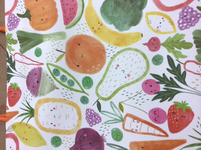 Gift Bag Fruit Medium 