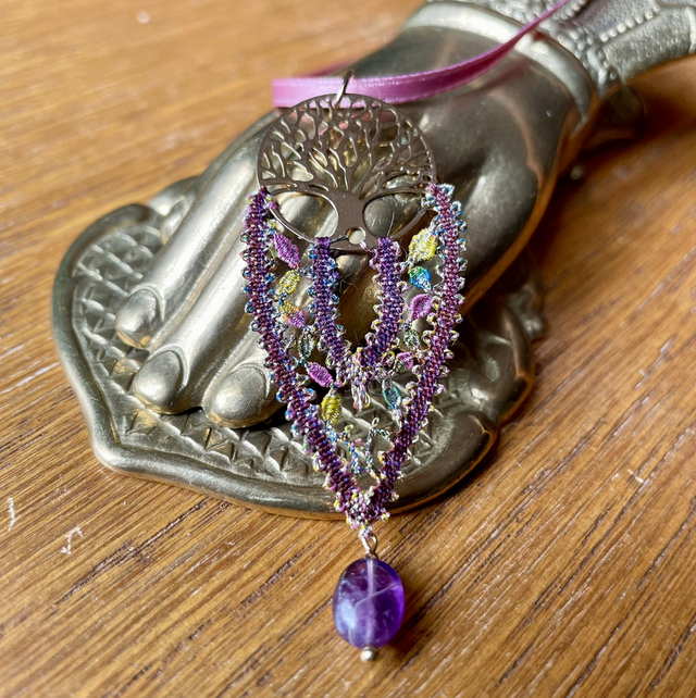 Pendentif ovale - arbre de vie - mauve