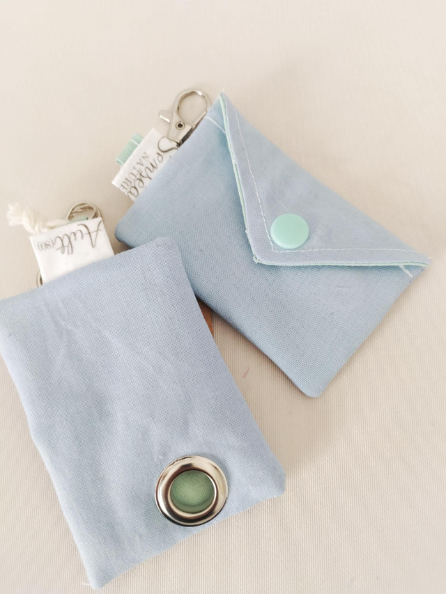 Distributeur de sacs à crottes de chien Bleu 