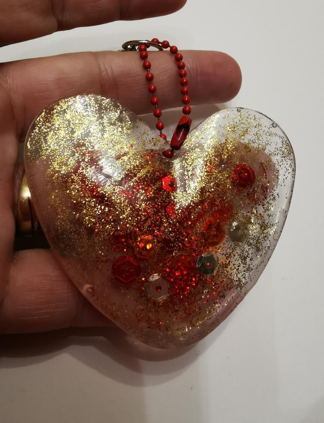 Porte clé Cœur rouge doré 