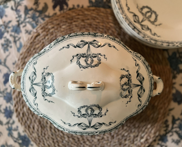 MONTHOLON - Légumier (petite soupière) manufacture des Salins - Terre de Fer