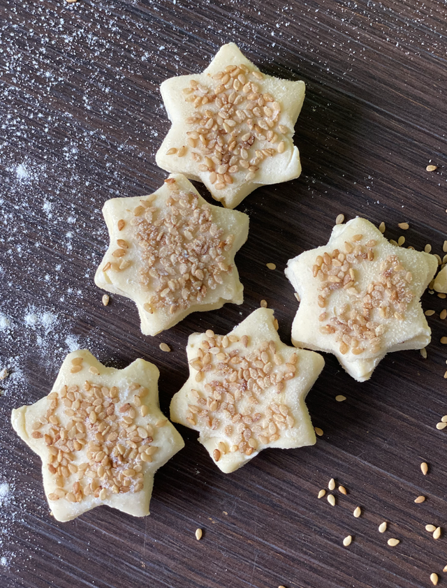Cheesy Stars – Oven Ready