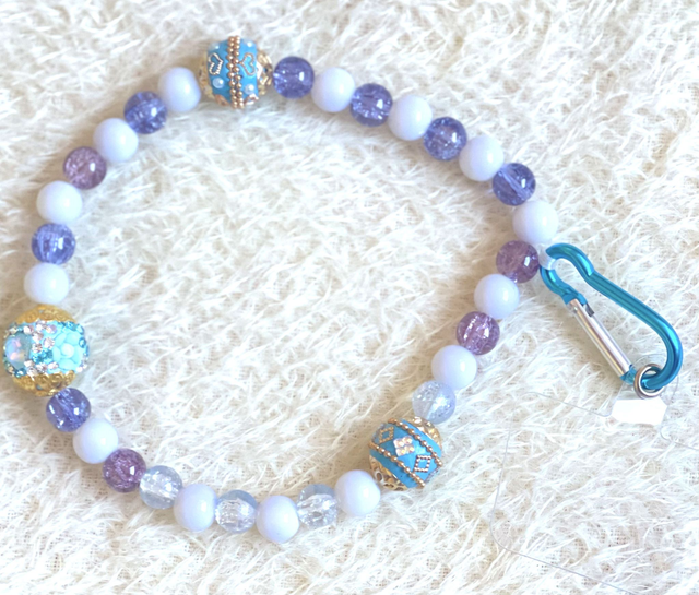 D10 - Dragonne téléphone perles verre ton bleu