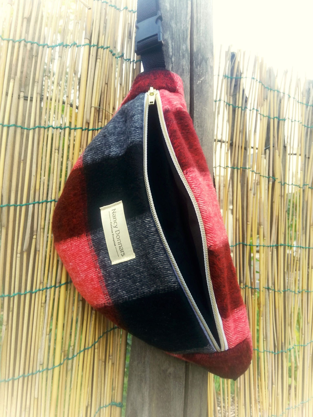 Sac banane rouge & noir