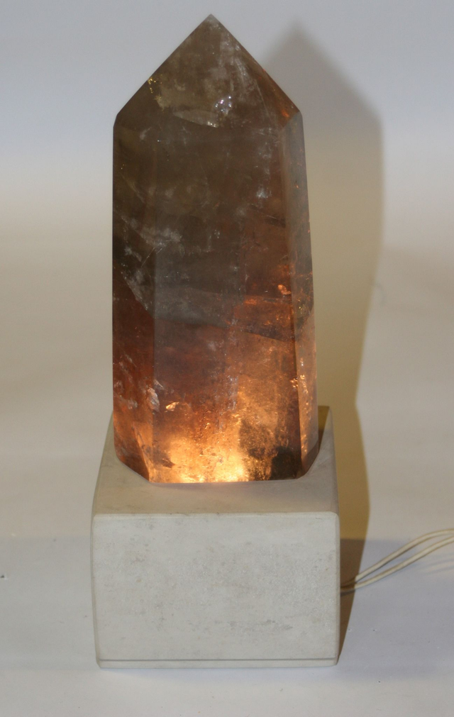 Lampe Rauchquarz Spitze Edelstein