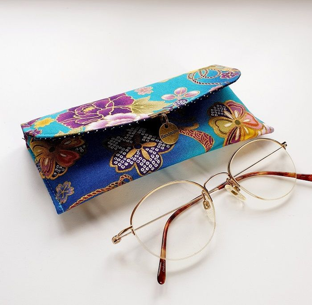 Étuis à lunettes sur mesure "Akane" bleu turquoise