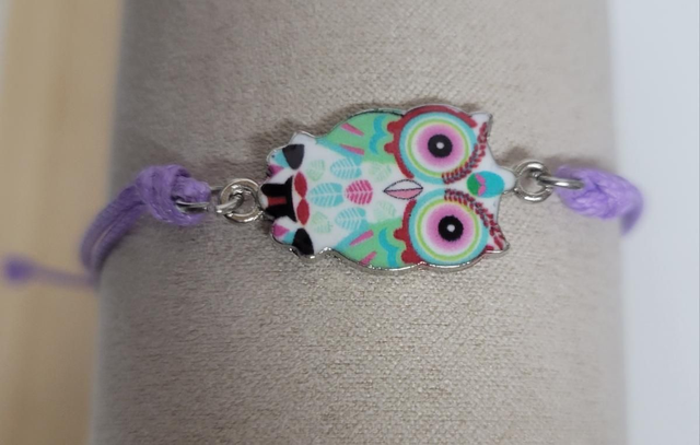Bracelet simple chouette violette 