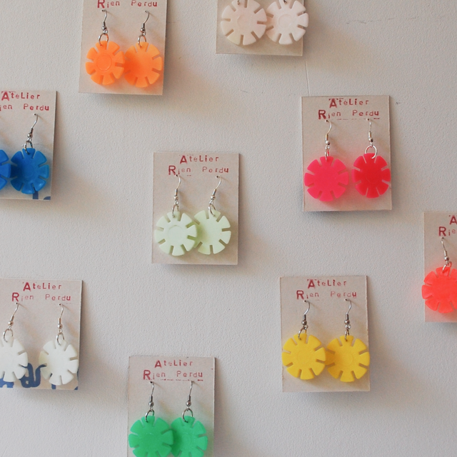 VINTAGE BUILDING TOY EARRINGS – different colors available