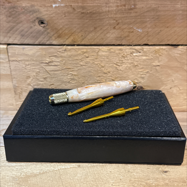 Gold Vien Marble Crochet Handle and Hooks