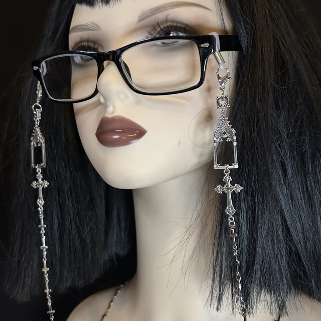 Cathedral glasses chains 