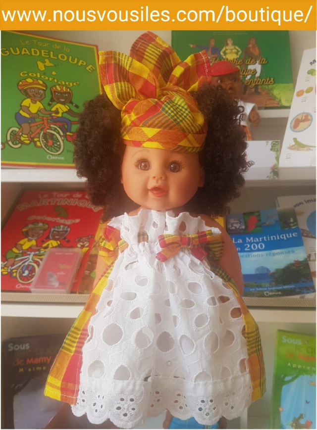 COLLECTOR "BAPTEME" - CD- CASSY COLIBRI DOLLS MADRAS TRADITIONNEL &amp; COIFFE CREOLE (POUPEE NOIRE METISSE 30 cm)