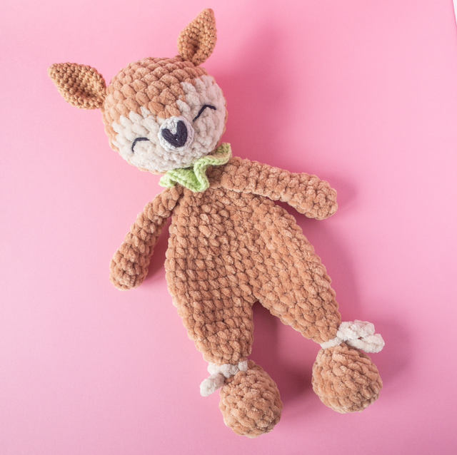 Doudou snuggler faon - collerette vert pomme