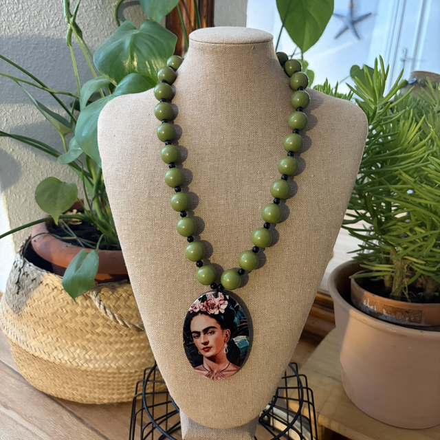 Collar Frida Kahlo 