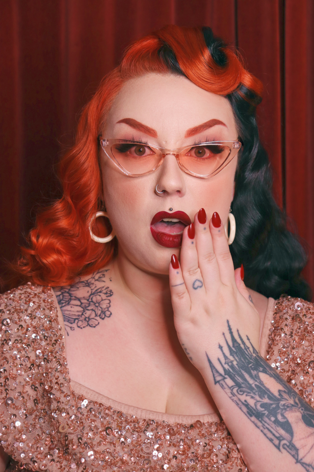 Sunglasses • La dolly