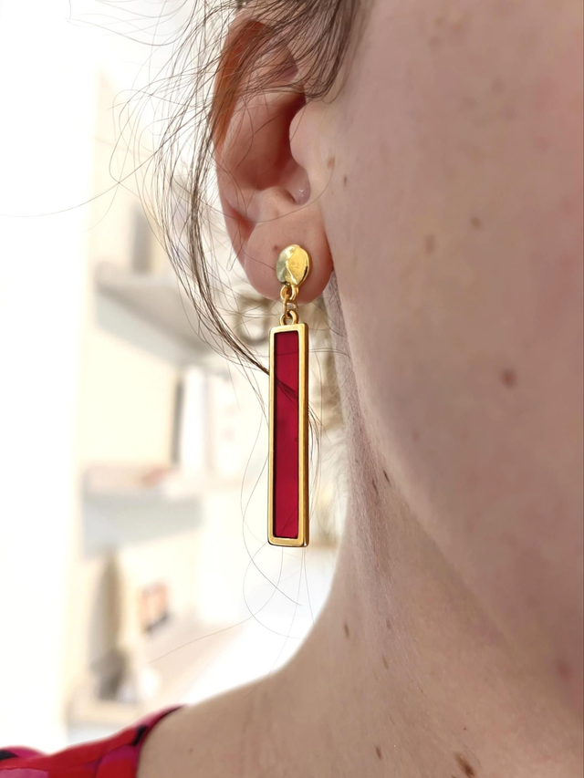 Boucles d'oreilles vitrail rouge-bordeau
