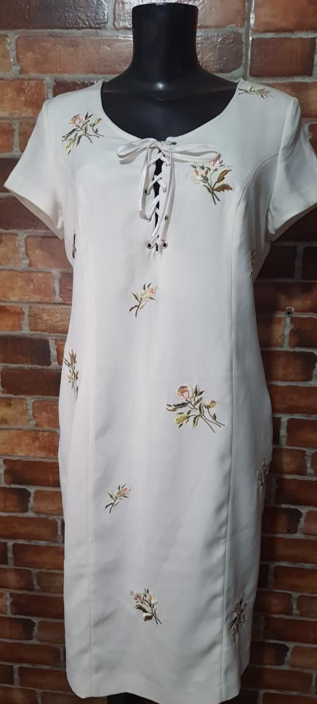 Vestido Tubinho Com Bordados, T/ M