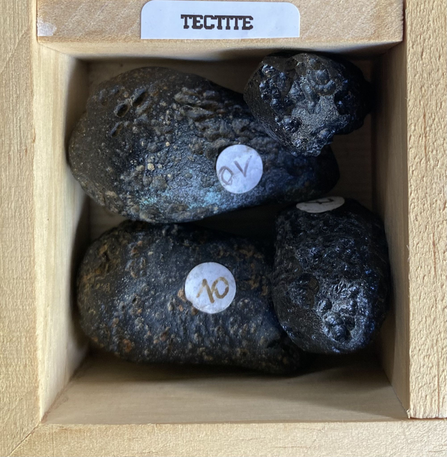 Tectite Noire