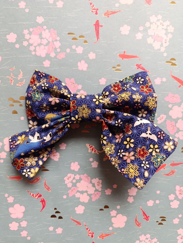 Schleife "Blaue Kirschblüten"