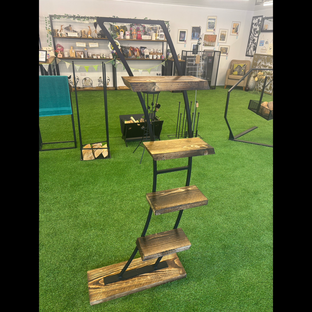 CURVED SHELVING UNIT 