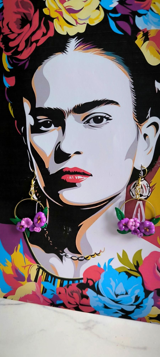 Flowers by Frida violette 