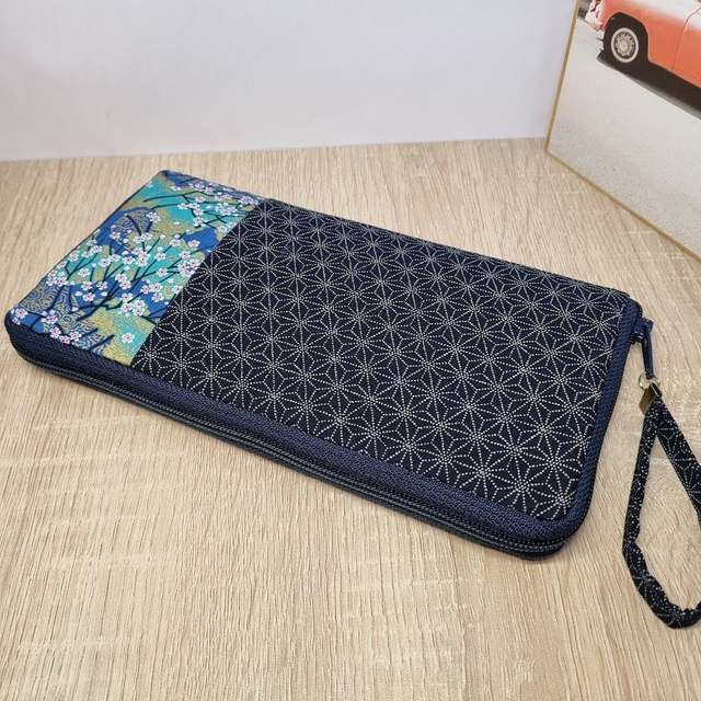 Portefeuille long zippé &quot;Asanoha &amp; Akina&quot; turquoise &amp; bleu marine