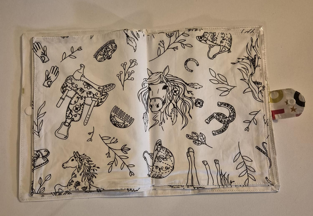 Cahier à colorier à l'infini... ou presque! Vert et graffitis