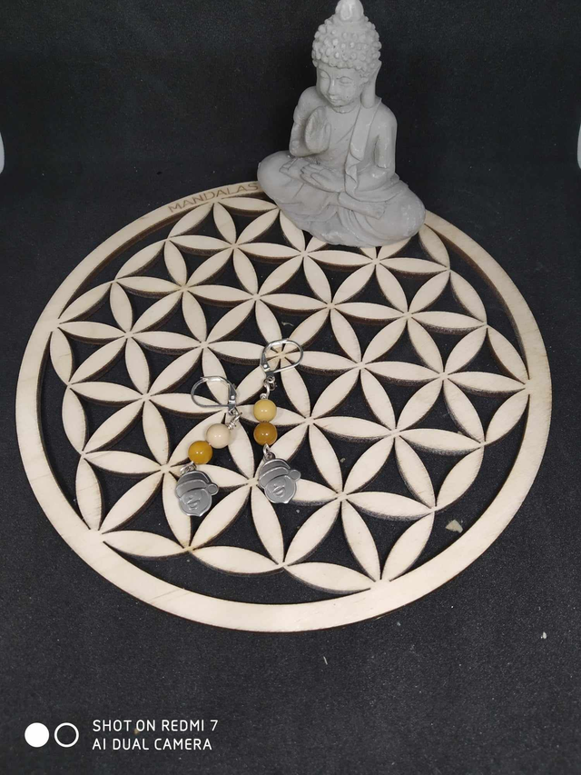 Boucles d'oreilles Père Noël mookaite 