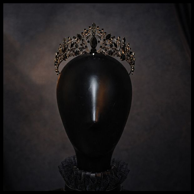 Diadème L'Obsidienne, Accessoire isssu du mon dressing photo