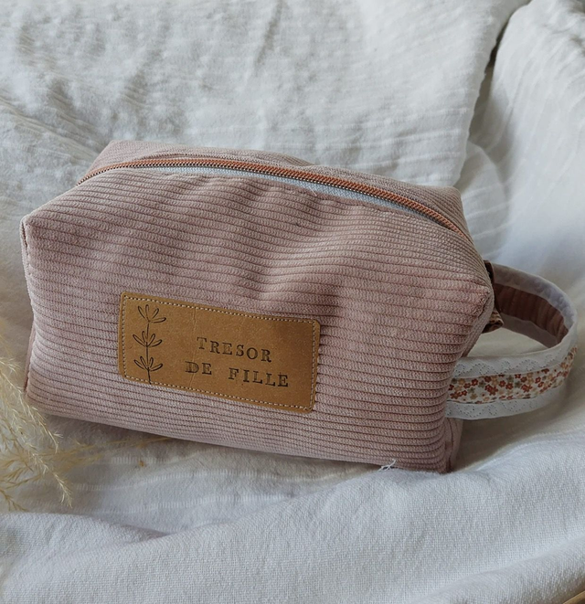 Trousse cube "Trésor de fille"