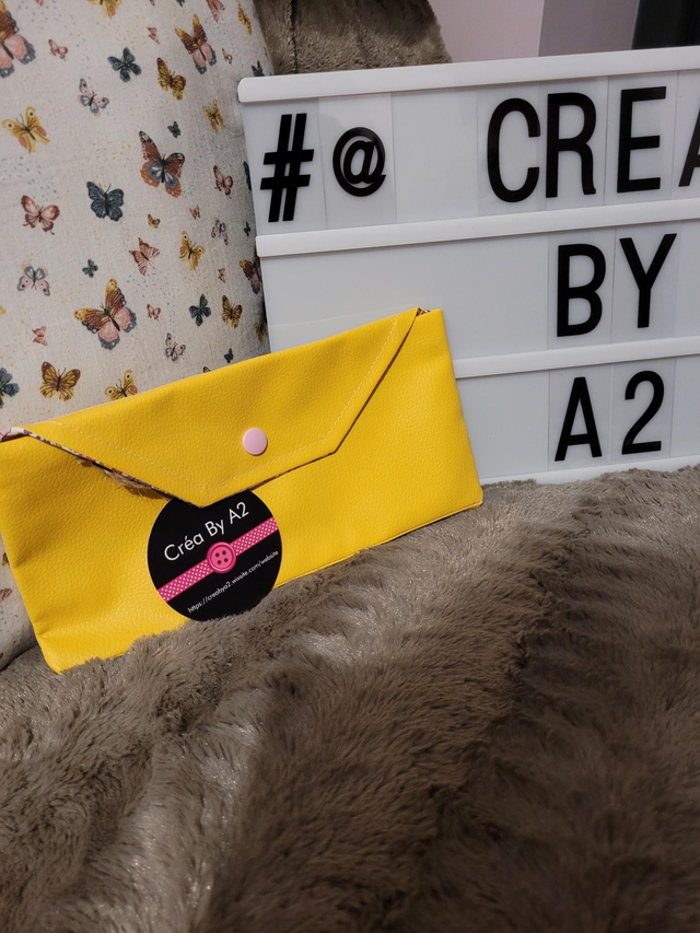 Pochette Girly Jaune