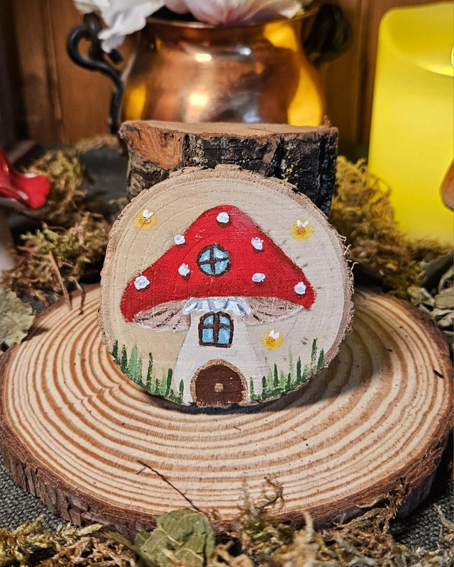 Illustration sur bois - Maison de Fée