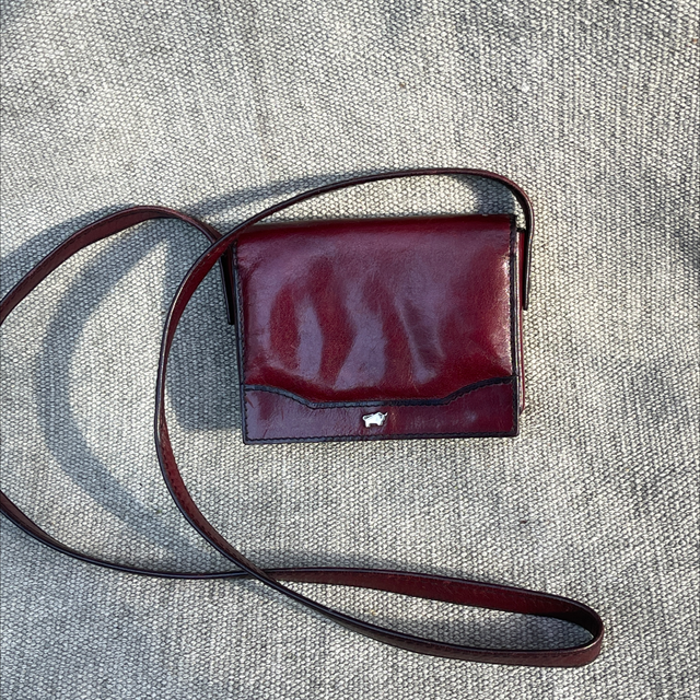 Kleine rot/ braune Leder Handtasche 