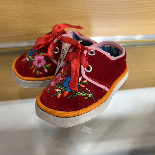 Chausson brodée '' Fleur du Dongxian" Fleur rose et bleu