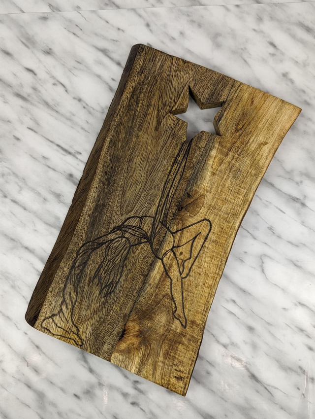 Raw edge star board &#039;SILKS&#039;