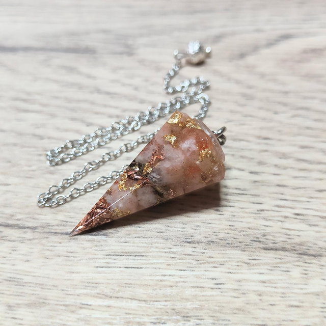 Pendule orgonite pierre de soleil 