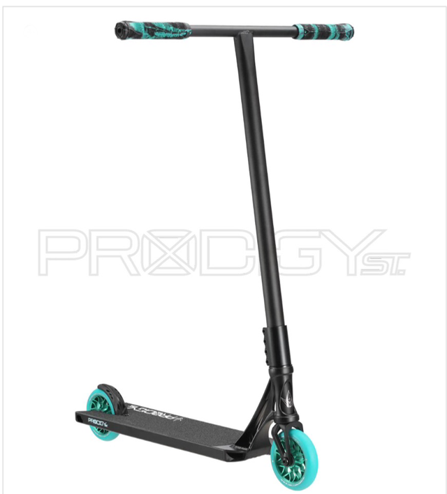Blunt Prodigy X Street Complete Scooter 