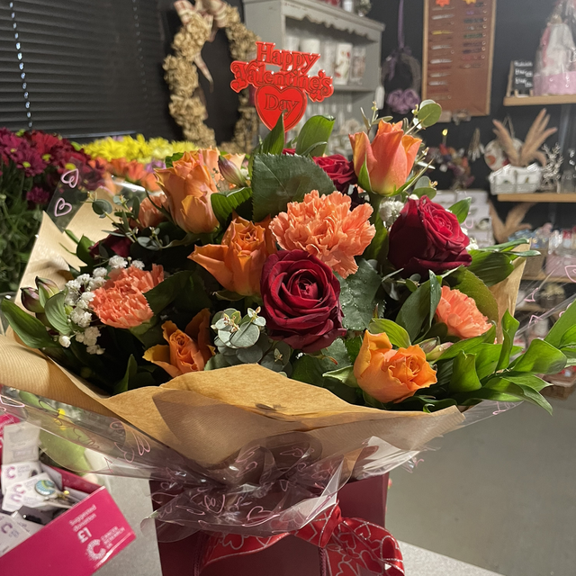 Valentine’s reds and orange aqua pack bouquet 