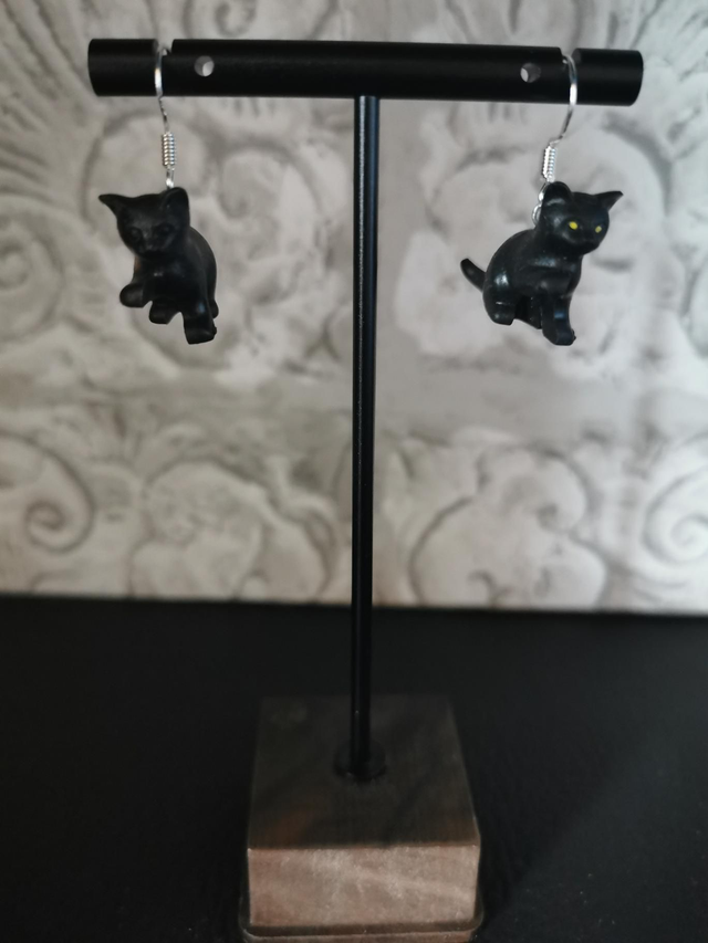 Boucle chat noir 