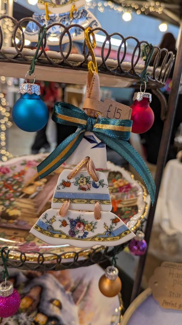 Hanging plate tree 3