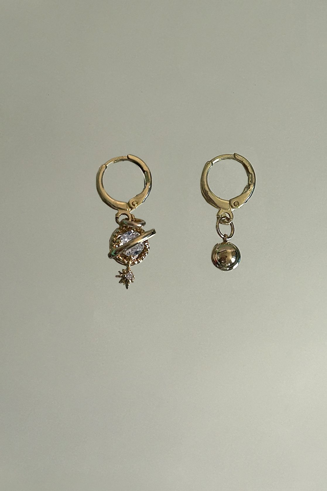 Dents de Scie® "Magic planet" Boucles d'oreilles asymétriques