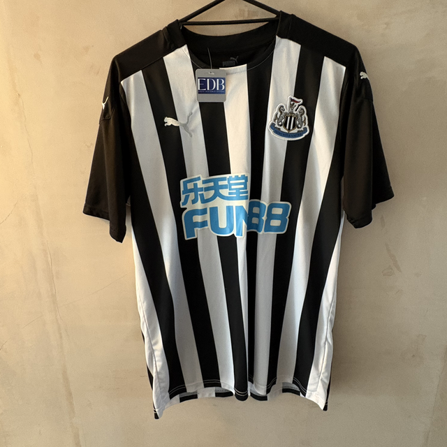 Newcastle United Hime Shirt 2020/21