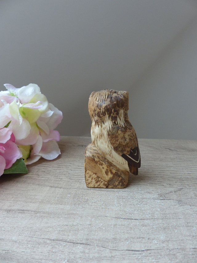 Figurine hibou en paille peint à la main – Sculpture artisanale vintage pour décoration bohème champêtre et maison de campagne, idée cadeau