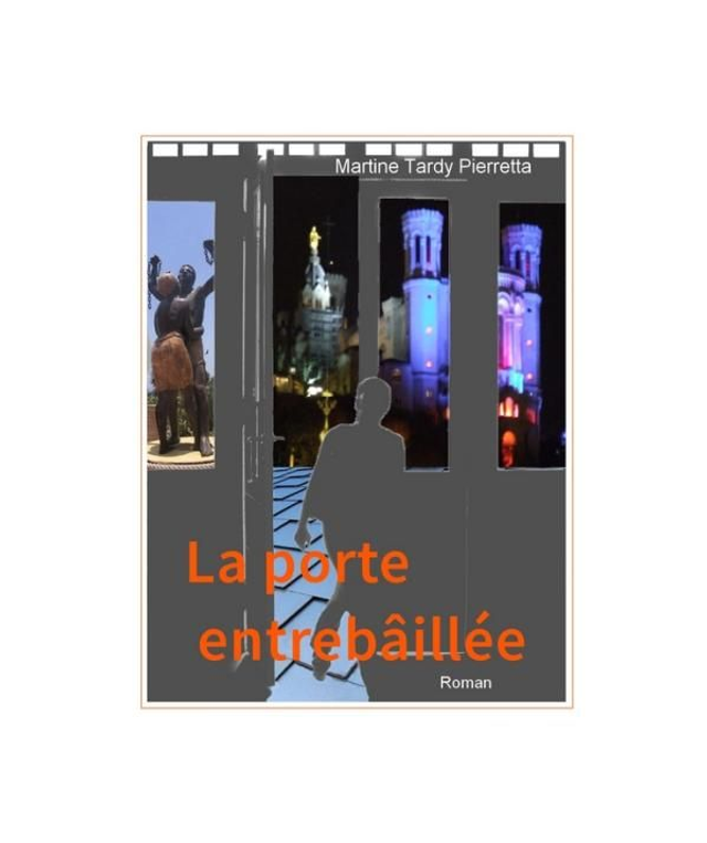 La porte entrebâillée