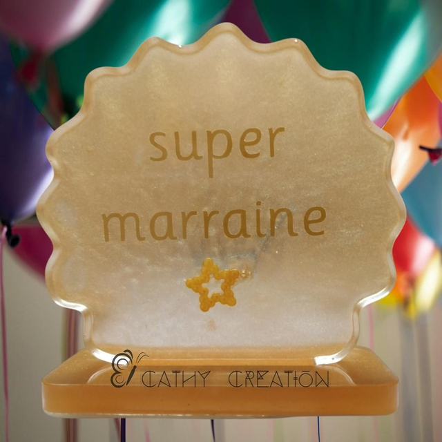 Porte nom marraine doré 