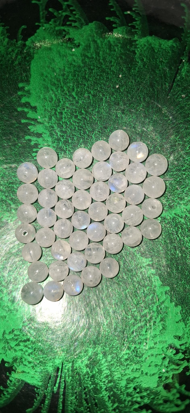 C GRADE moonstone 6mm