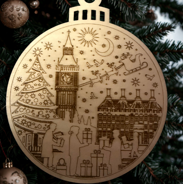 Grande boule de Noël en bois 