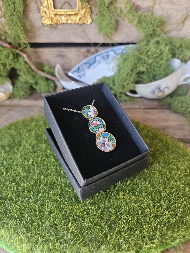 Pendentif Trinité Emaux