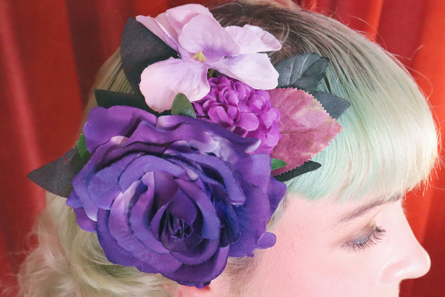 Hair flowers • M • Violet Underground