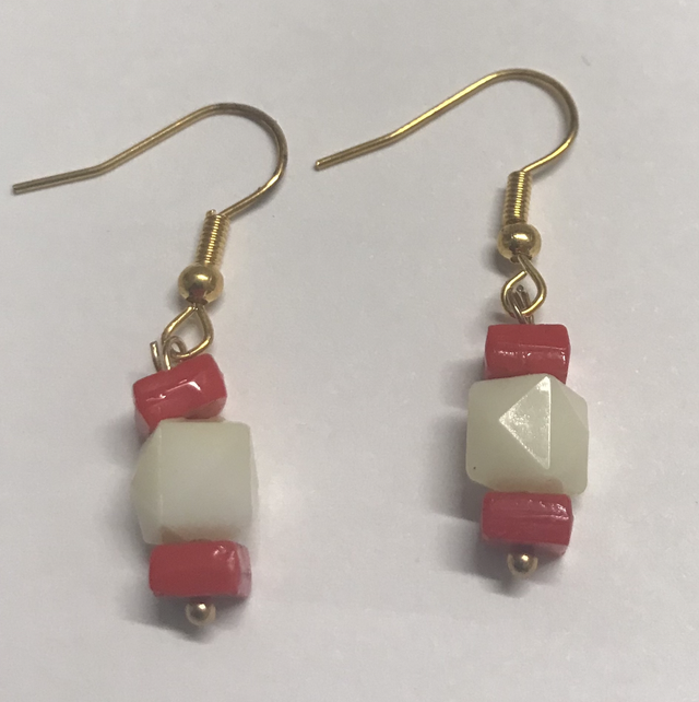 Red White Short Dangling Earrings- RW4184