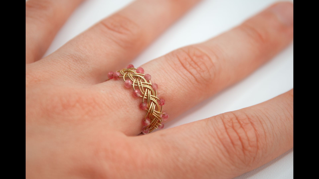 Bague ornée de tourmalines roses facettées